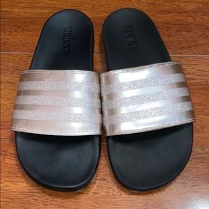 Adidas - Adilette Comfort Slides Rose Gold size 8